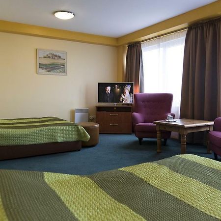 Hotel Siauliai Extérieur photo