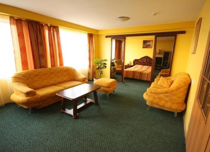 Hotel Siauliai Extérieur photo
