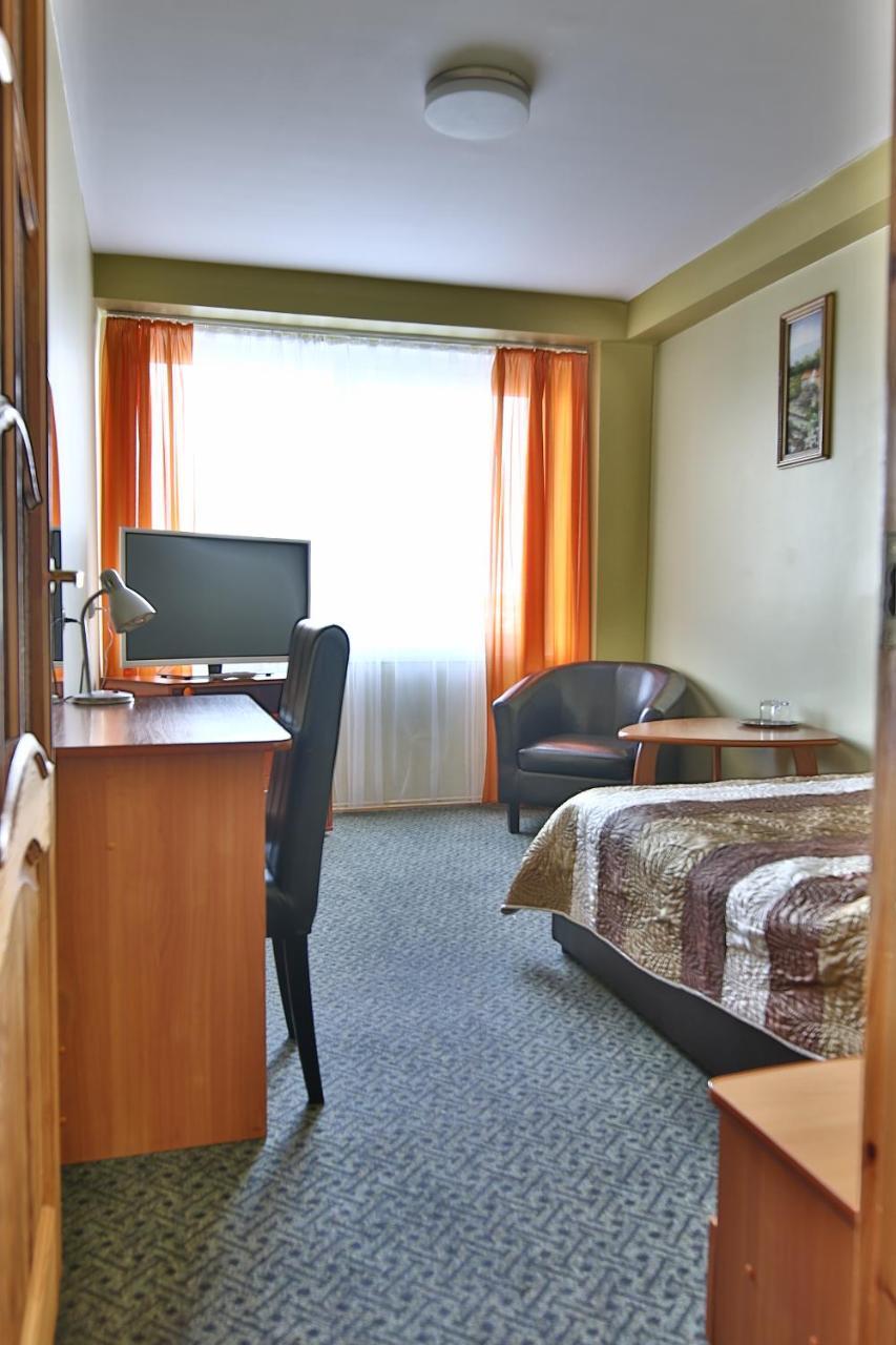 Hotel Siauliai Extérieur photo