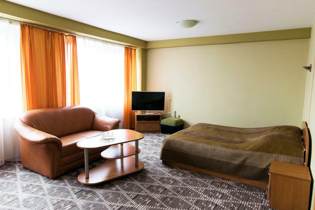 Hotel Siauliai Extérieur photo